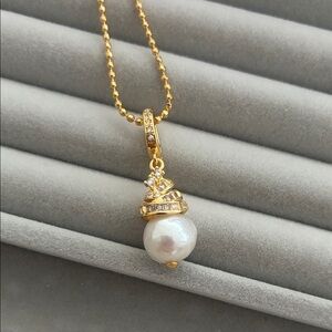 Gold Christmas Tree Pendant Necklace with Pearls| freshwater pearl necklace